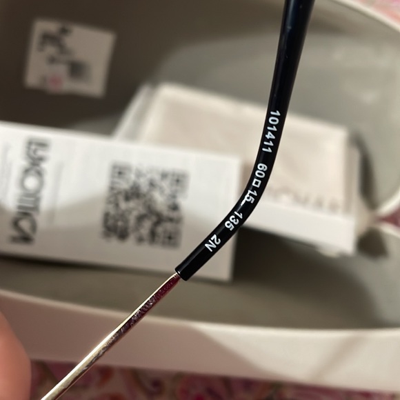 Micheal Kors Mykonos style sunglasses aviator - Picture 4 of 5